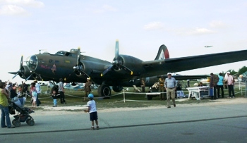 B-17G 'Pink Lady' Walk Around
