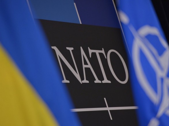 Зеленский завел в акт решение СНБО об углублении интеграции Украины в НАТО